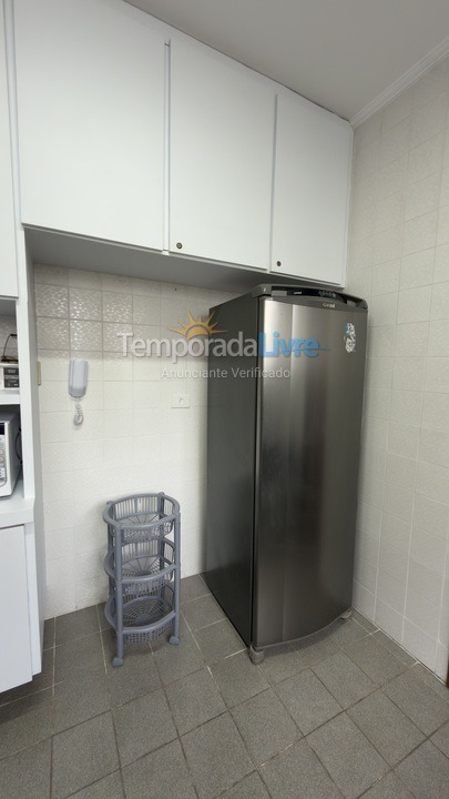 Apartamento para aluguel de temporada em Guarujá (Pitangueiras)