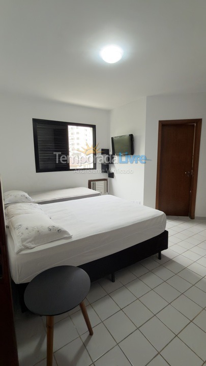 Apartamento para aluguel de temporada em Guarujá (Pitangueiras)