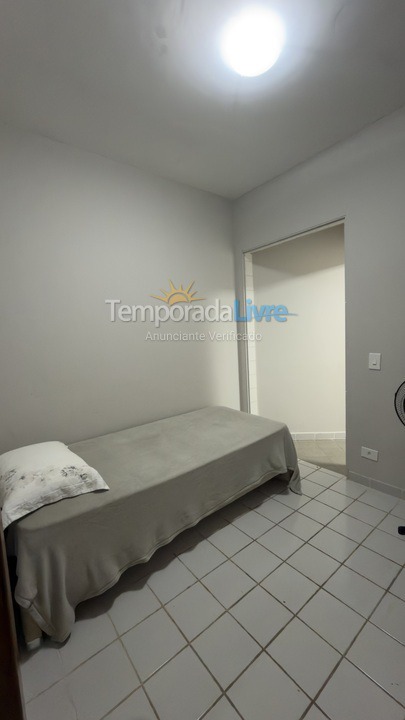 Apartamento para aluguel de temporada em Guarujá (Pitangueiras)