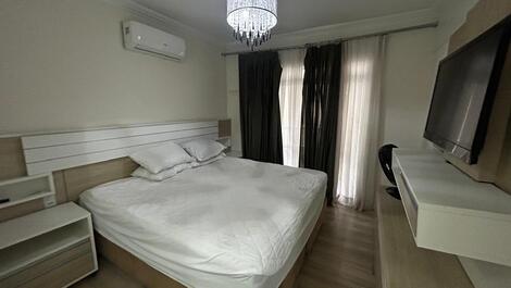 GREAT 3 BEDROOM APARTMENT - BEACHFRONT BUILDING