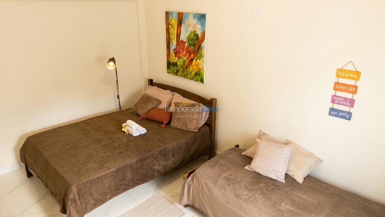 Apartamento para aluguel de temporada em Santos (Aparecida)