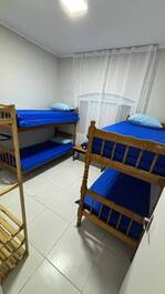 Quarto solteiro beliches 2