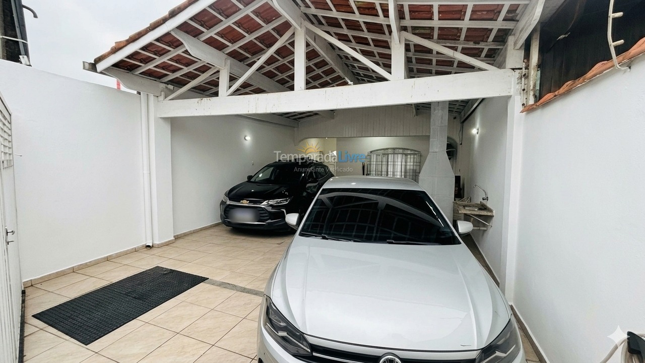 House for vacation rental in Praia Grande (Solemar)
