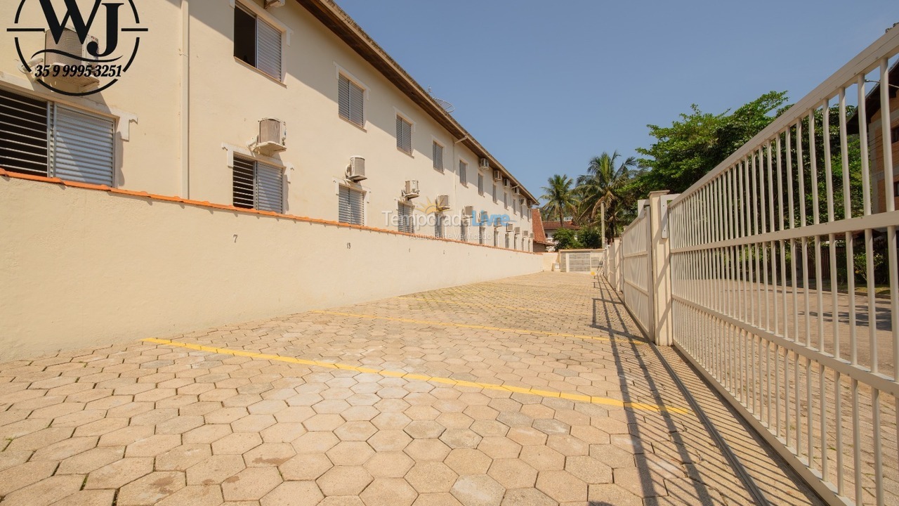 Apartment for vacation rental in Ubatuba (Praia das Toninhas)