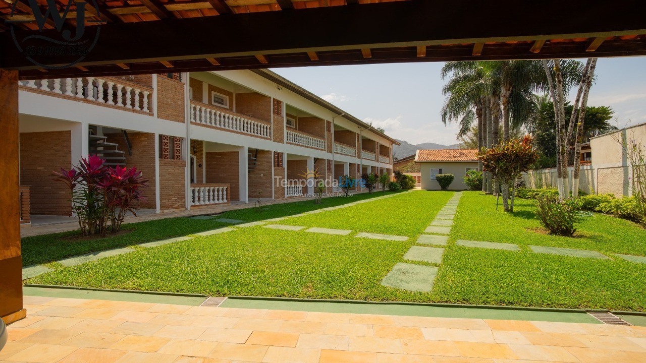 Apartment for vacation rental in Ubatuba (Praia das Toninhas)