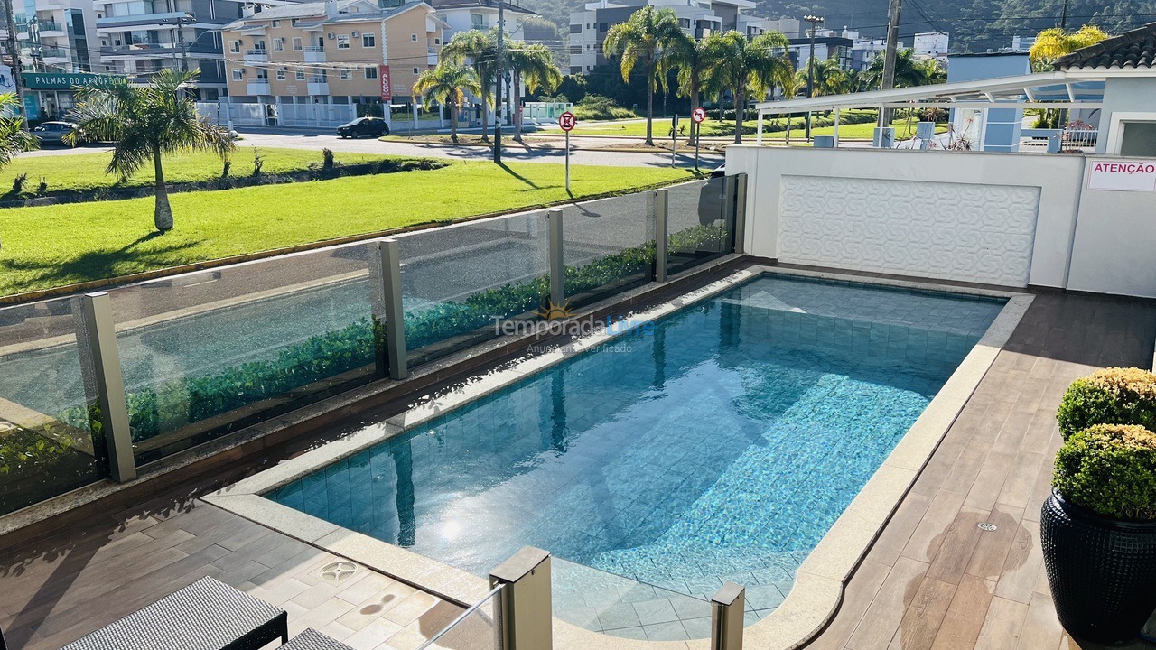 Apartamento para alquiler de vacaciones em Governador Celso Ramos (Praia de Palmas)