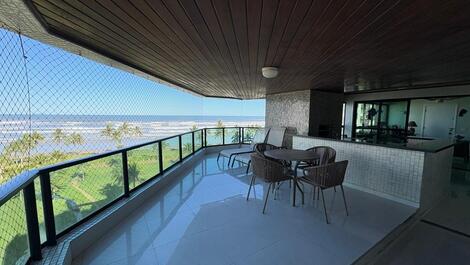 EXCELENTE APARTAMENTO FRENTE MAR COM 5 SUITES - RIVIERA