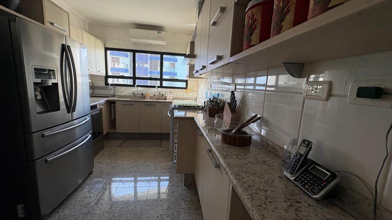 Apartamento para aluguel de temporada em Bertioga (Riviera de São Lourenço)