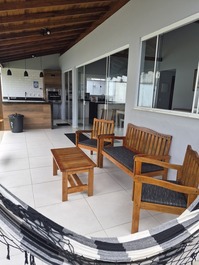 Casa temporada em Paraty. Conforto e tranquilidade para família!