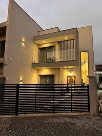 Casa para alugar em Itapoá - Rosa dos Ventos