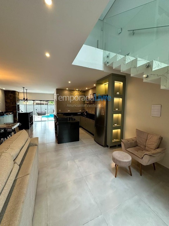 Casa para aluguel de temporada em Itapoá (Rosa dos Ventos)