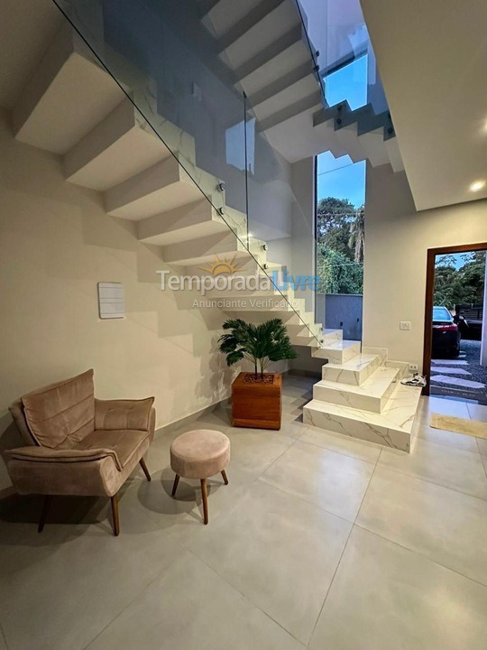 Casa para aluguel de temporada em Itapoá (Rosa dos Ventos)