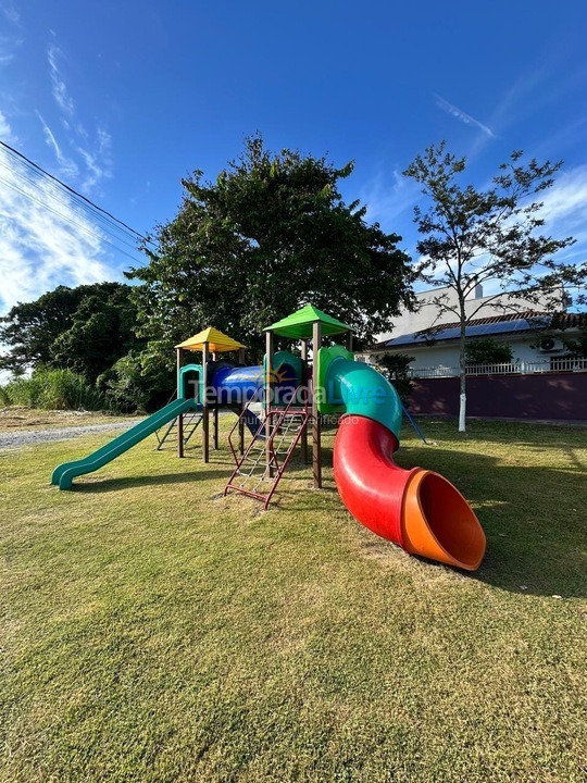 Casa para aluguel de temporada em Itapoá (Rosa dos Ventos)