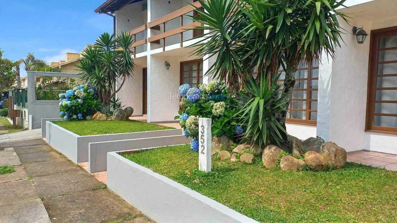 Casa para aluguel de temporada em Garopaba (Morrinhos)