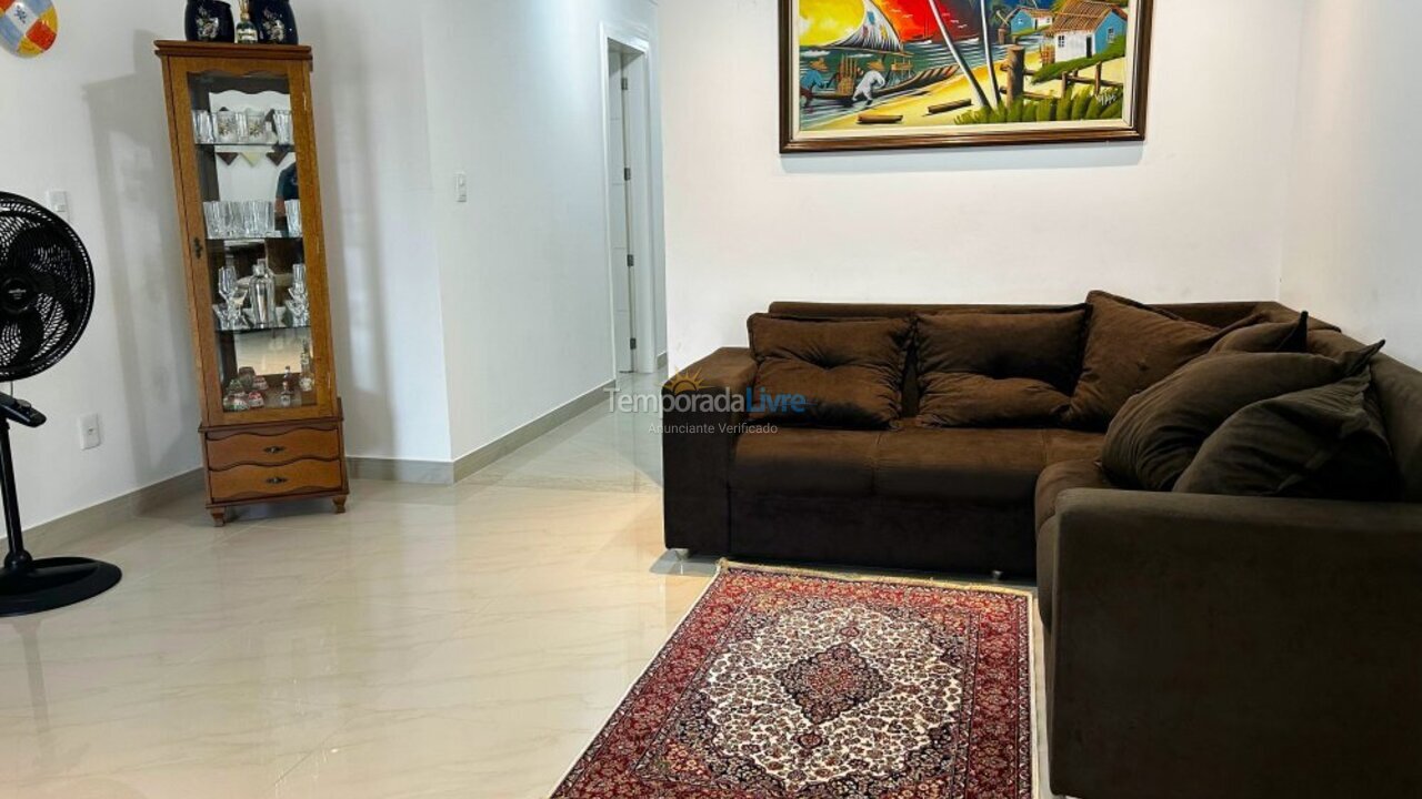 Casa para aluguel de temporada em Bombinhas (Praia de Bombas)