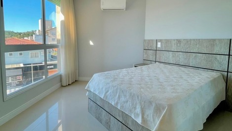 COBERTURA DÚPLEX BEIRA MAR
