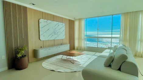 COBERTURA DÚPLEX BEIRA MAR