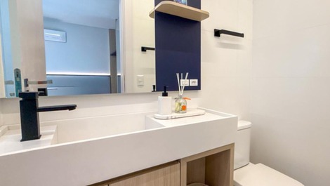 Apartamento c/3 suites na praia de Mariscal