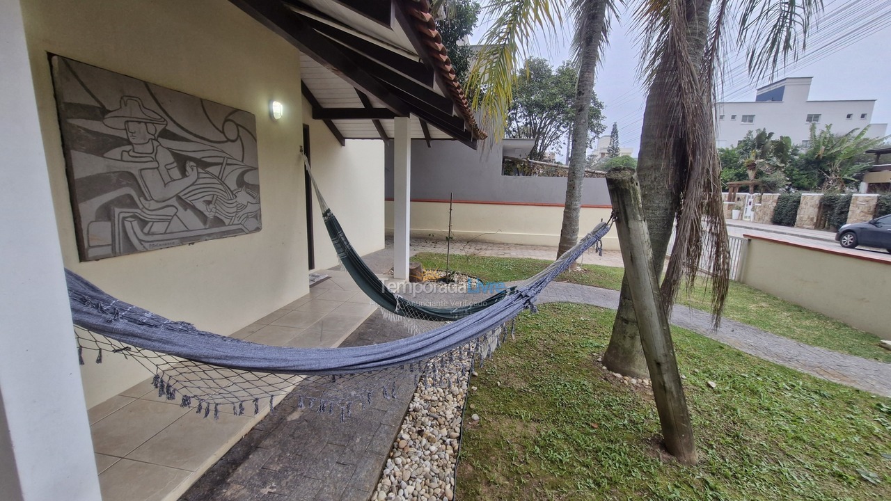 House for vacation rental in Bombinhas (Mariscal)