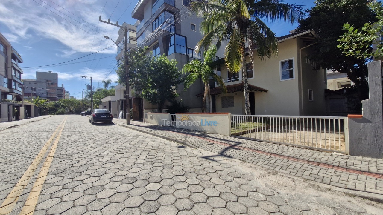 House for vacation rental in Bombinhas (Mariscal)