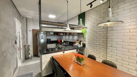 Apartamento en alquiler de 3 habitaciones, Playa Palmas.