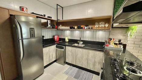 Apartamento en alquiler de 3 habitaciones, Playa Palmas.