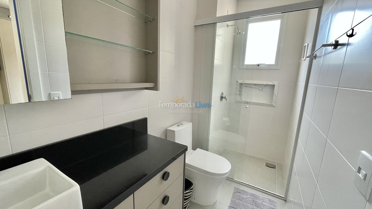 Apartamento para alquiler de vacaciones em Governador Celso Ramos (Praia de Palmas)