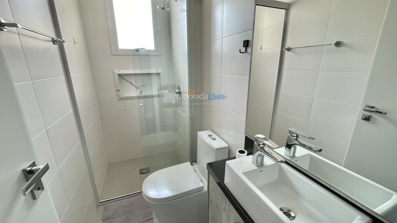 Apartamento para alquiler de vacaciones em Governador Celso Ramos (Praia de Palmas)