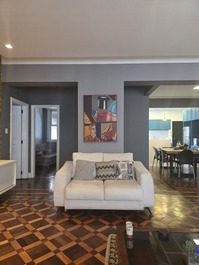 Copacabana - 4 bedrooms, 1 suite, huge space, 200m2