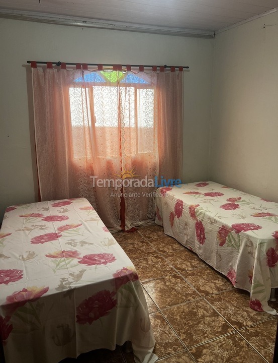 Casa para aluguel de temporada em Catas Altas (Centro)
