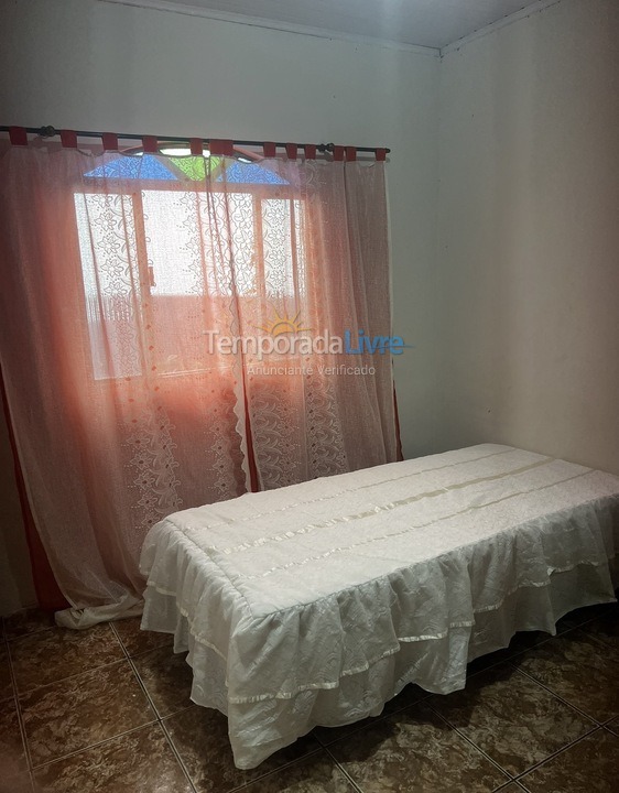 Casa para aluguel de temporada em Catas Altas (Centro)