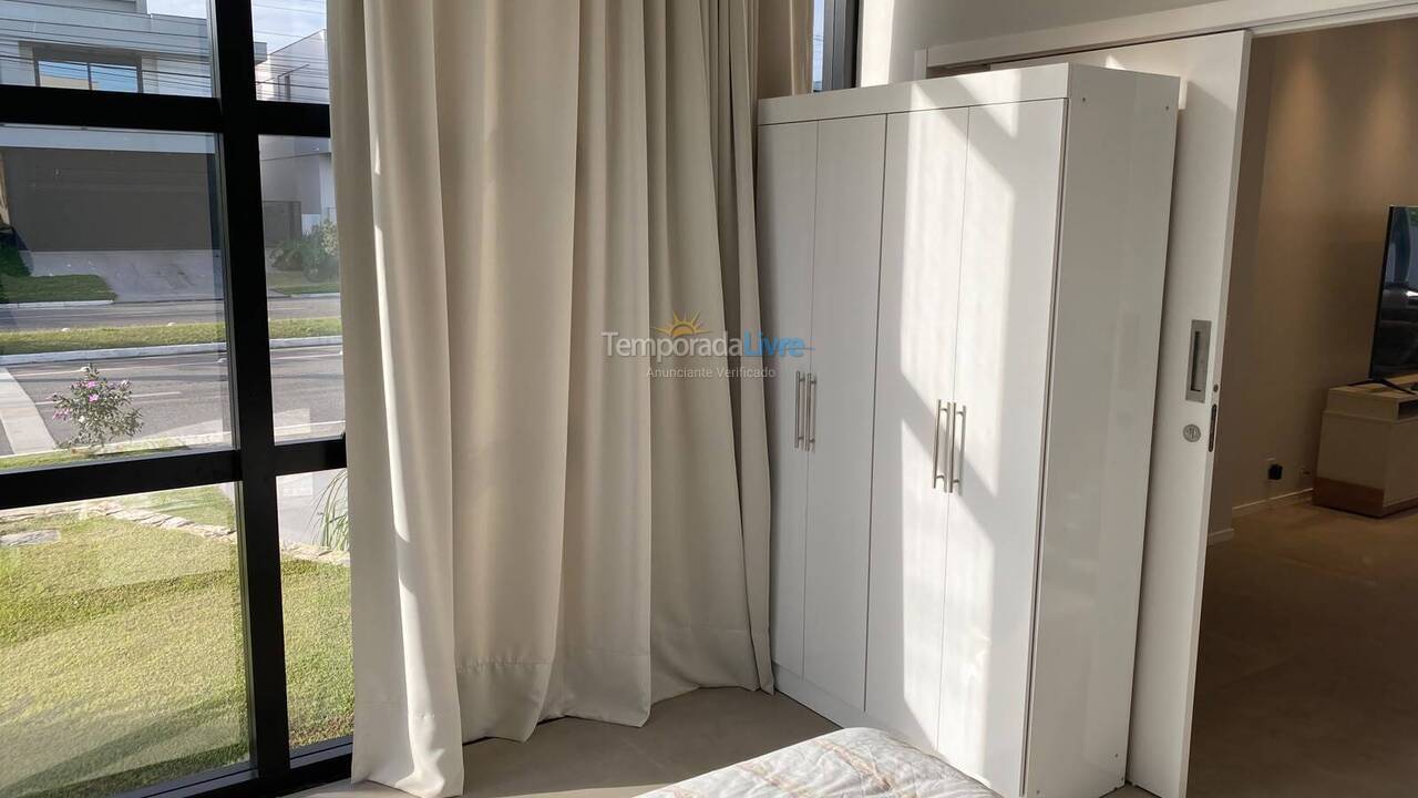 Casa para alquiler de vacaciones em Florianopolis (Jurerê Internacional)
