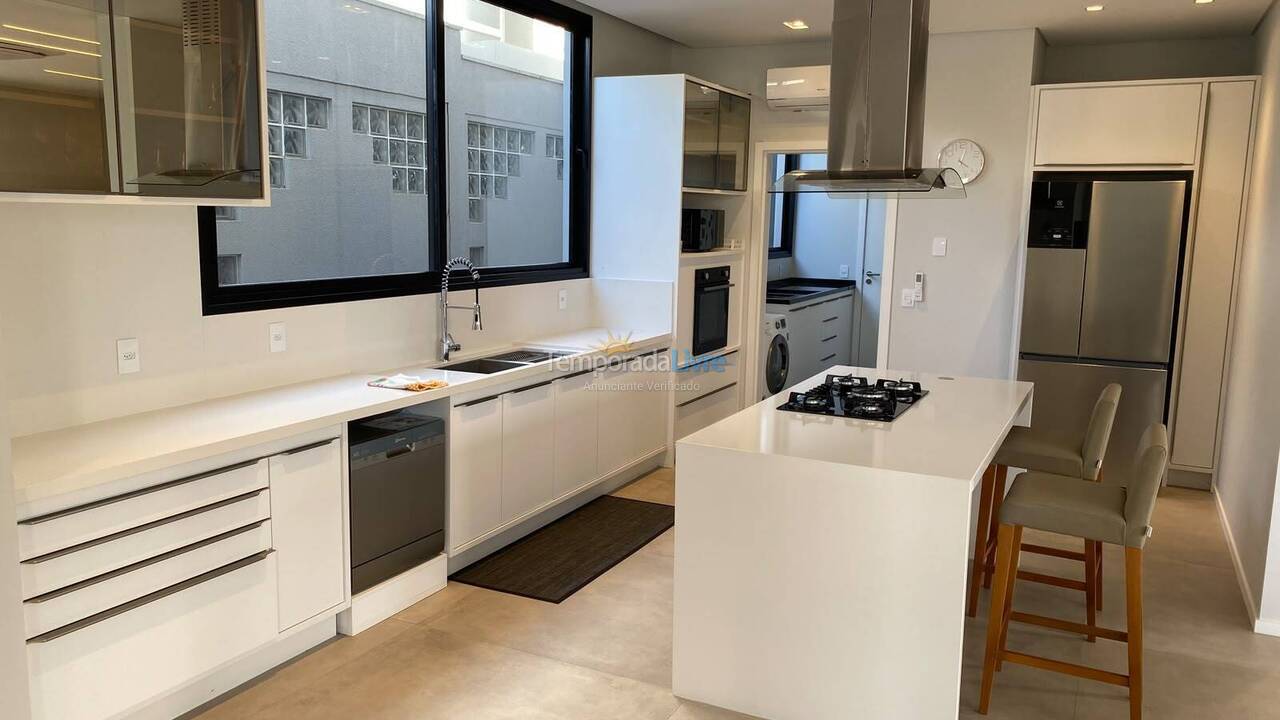 Casa para alquiler de vacaciones em Florianopolis (Jurerê Internacional)