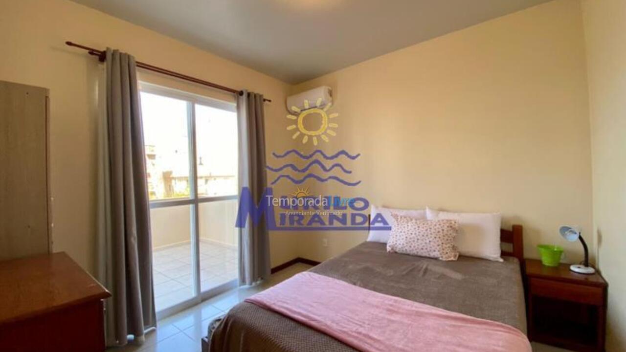Apartamento para alquiler de vacaciones em Governador Celso Ramos (Praia de Palmas)