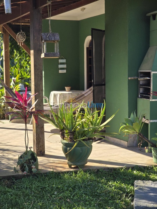 Apartamento para aluguel de temporada em Ubatuba (Maranduba)