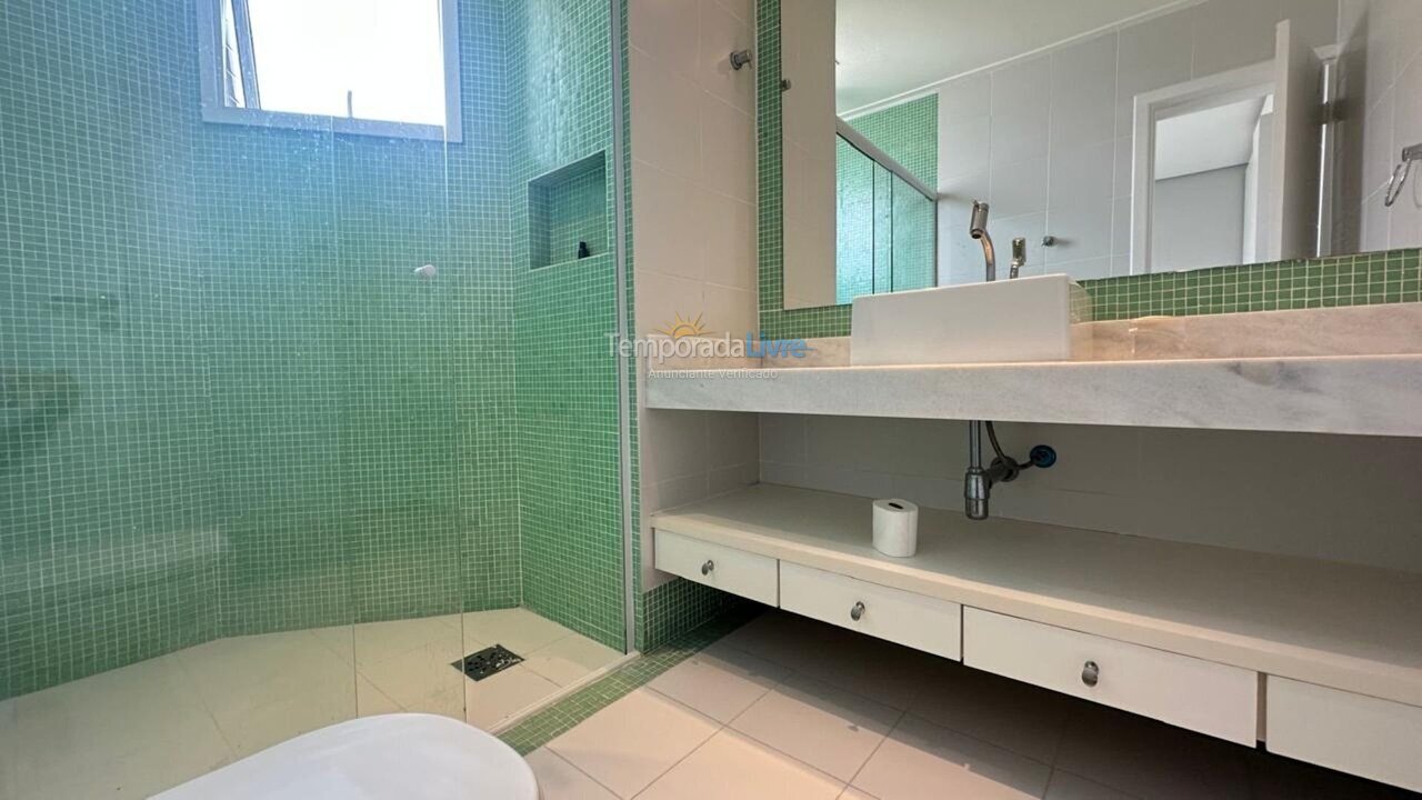 Apartamento para aluguel de temporada em Bertioga (Riviera de São Lourenço)