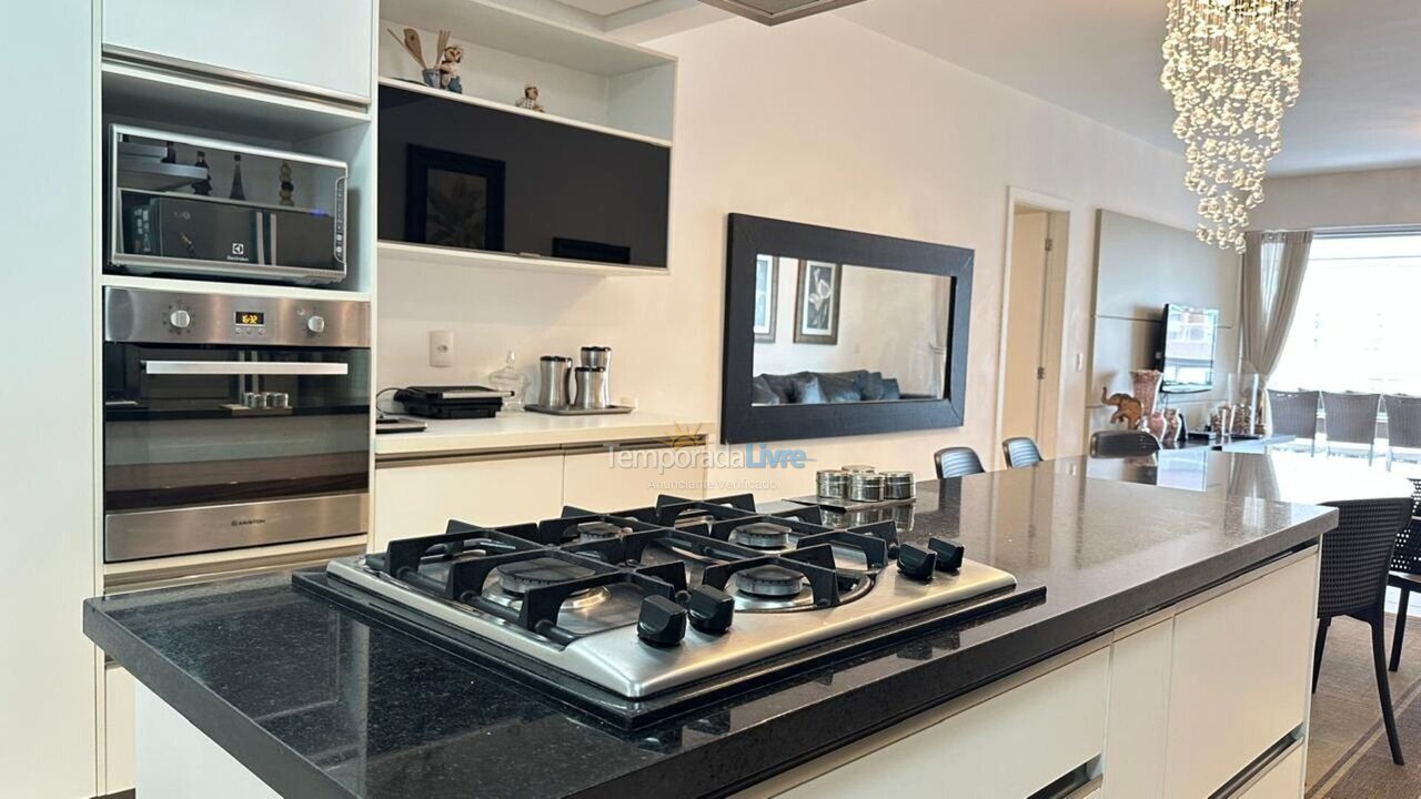 Apartamento para aluguel de temporada em Bertioga (Riviera de São Lourenço)
