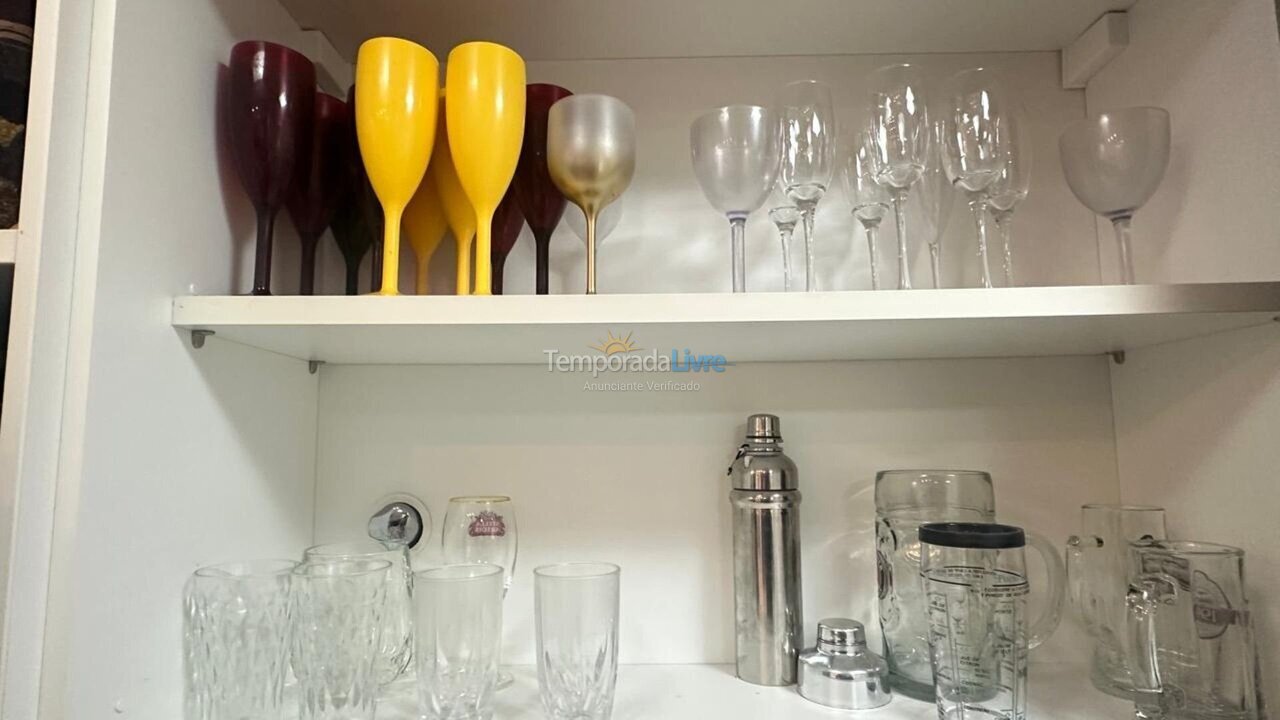 Apartamento para aluguel de temporada em Bertioga (Riviera de São Lourenço)
