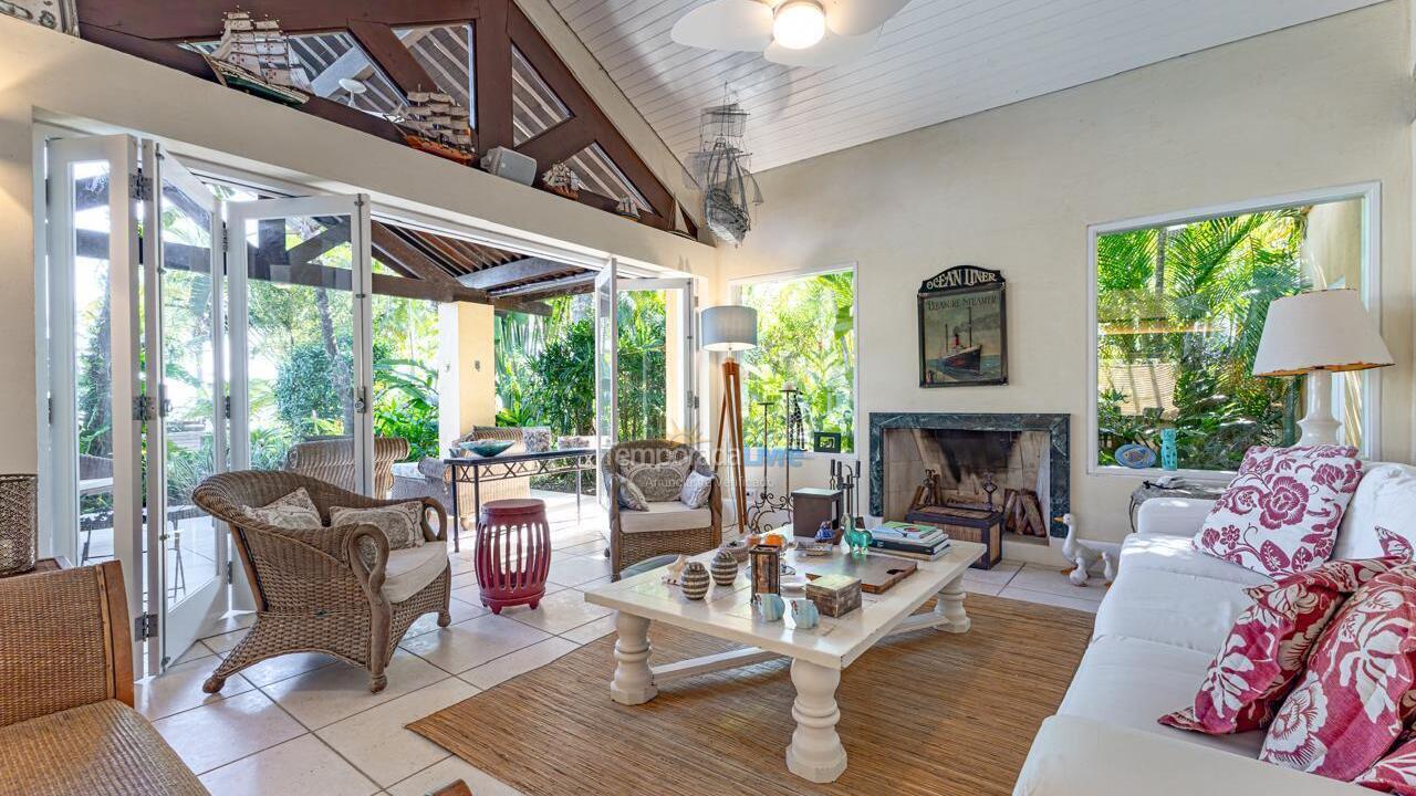 House for vacation rental in São Sebastião (Praia da Baleia)