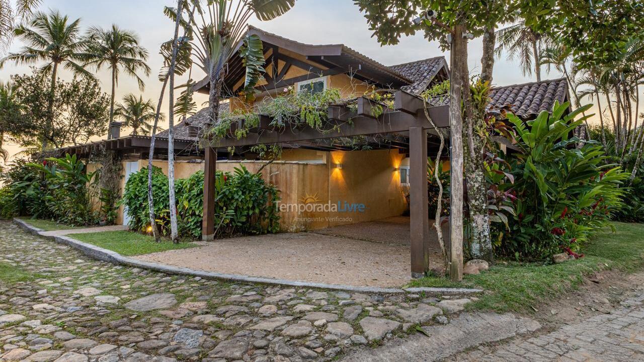 House for vacation rental in São Sebastião (Praia da Baleia)