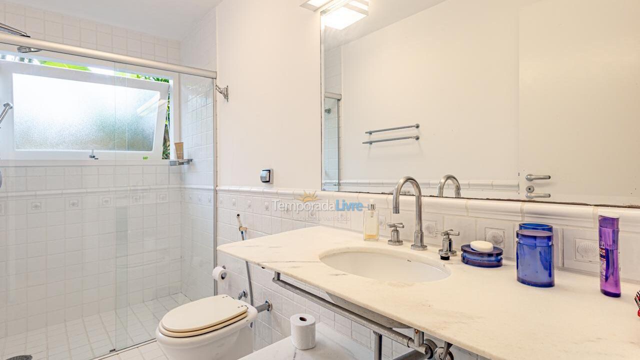 House for vacation rental in São Sebastião (Praia da Baleia)