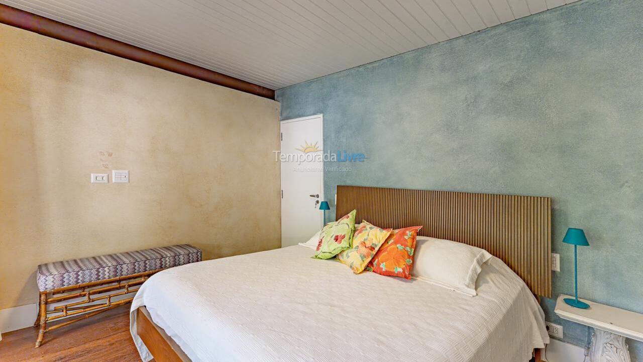 House for vacation rental in São Sebastião (Praia da Baleia)