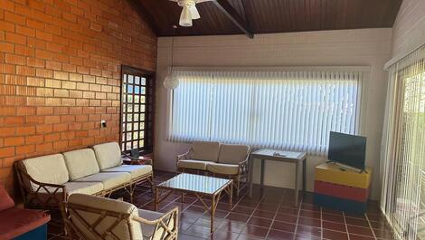 House in Juquei, excellent location 70 meters from the beach.