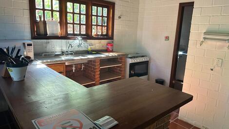 House in Juquei, excellent location 70 meters from the beach.