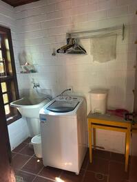 House in Juquei, excellent location 70 meters from the beach.