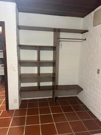 House in Juquei, excellent location 70 meters from the beach.