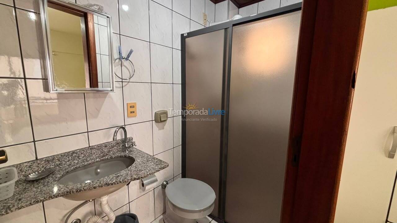Apartment for vacation rental in Itapema (Meia Praia)