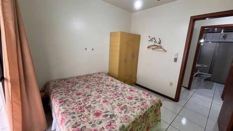 The apartment sleeps 8 people.