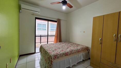 The apartment sleeps 8 people.