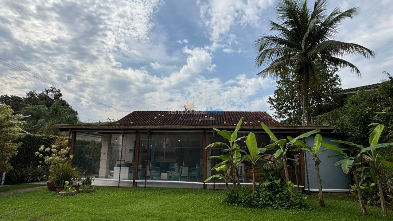 Casa para aluguel de temporada em São Sebastião (Juquehy)